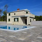 Apartmán Sana 1